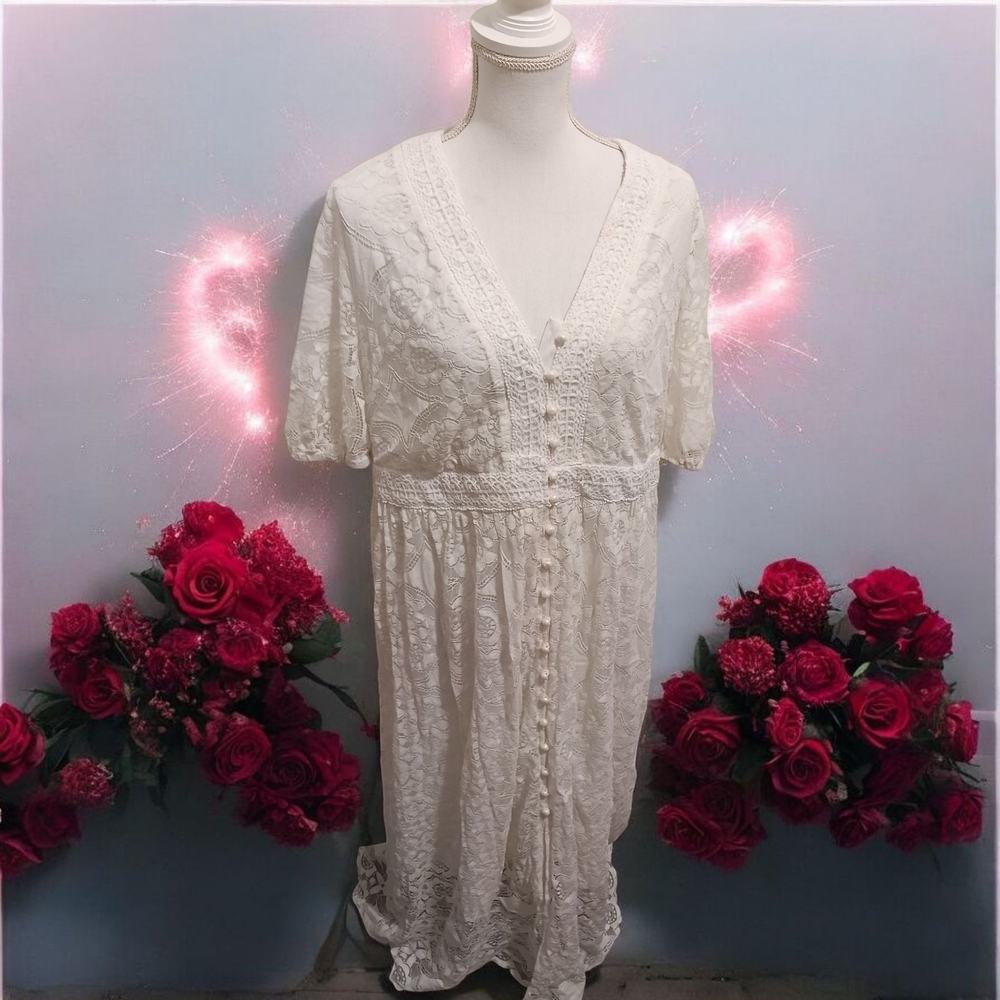 Elegant White Lace Dress